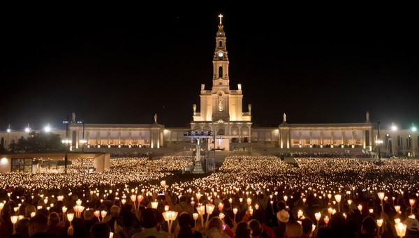 Image of a historic Iberian city street